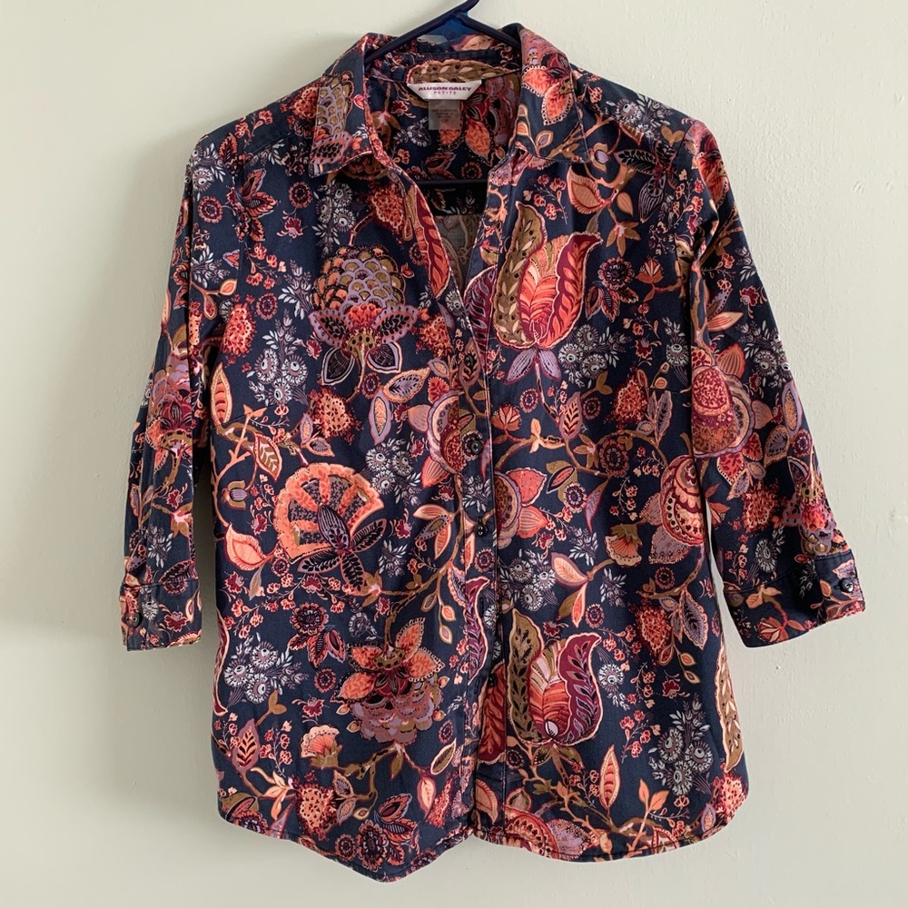 Rich paisley floral pattern blouse